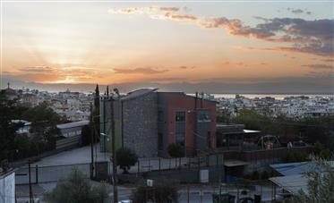 Επαγγελματικός Χώρος με Θέα τη Θεσσαλονίκη