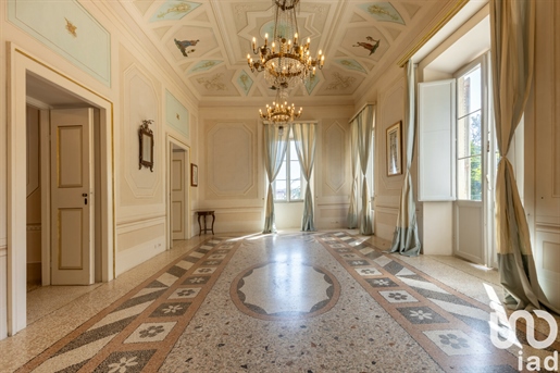 Maison Individuelle / Villa à vendre 3000 m² - 15 pièces - Porto San Giorgio