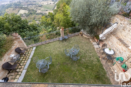 Detached house / Villa for sale 160 m² - 4 bedrooms - Montegiorgio