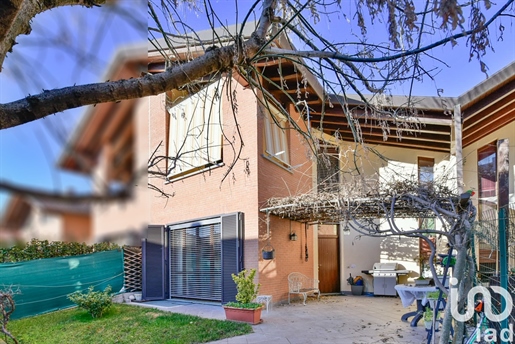 Einfamilienhaus / Villa zum Verkauf 168 m² - 2 Schlafzimmer - Rovello Porro