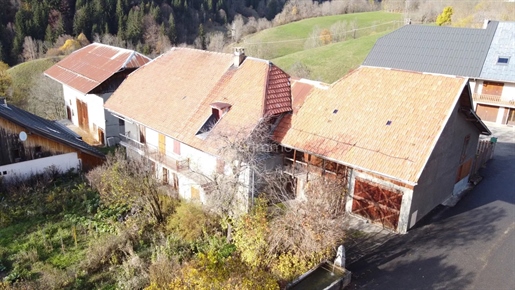 Magnifique corps de ferme env.280 m² avec jardin et terrains attenants Doucy en Bauges Savoie