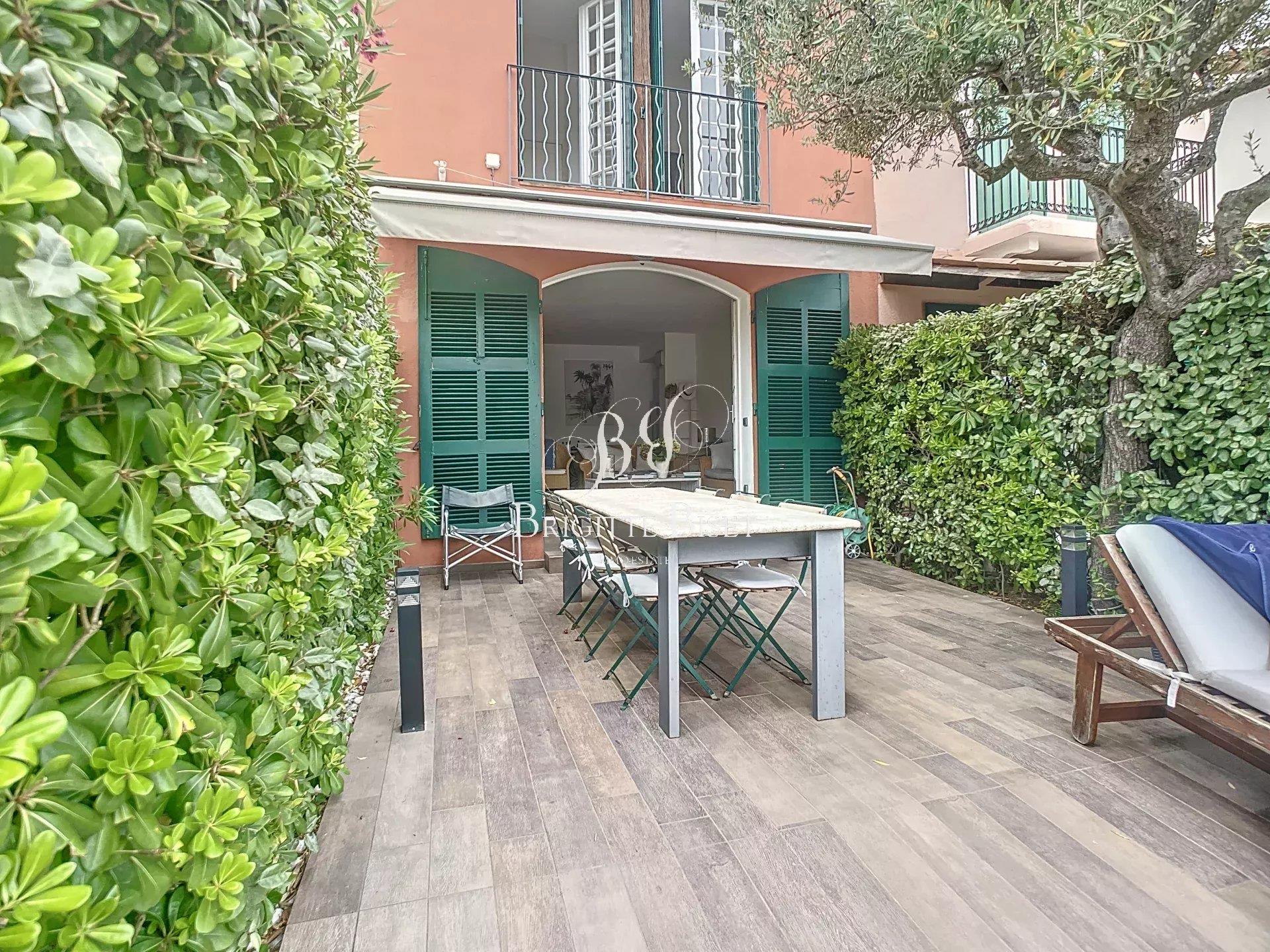 Very Nice villa for sale in Port Grimaud
