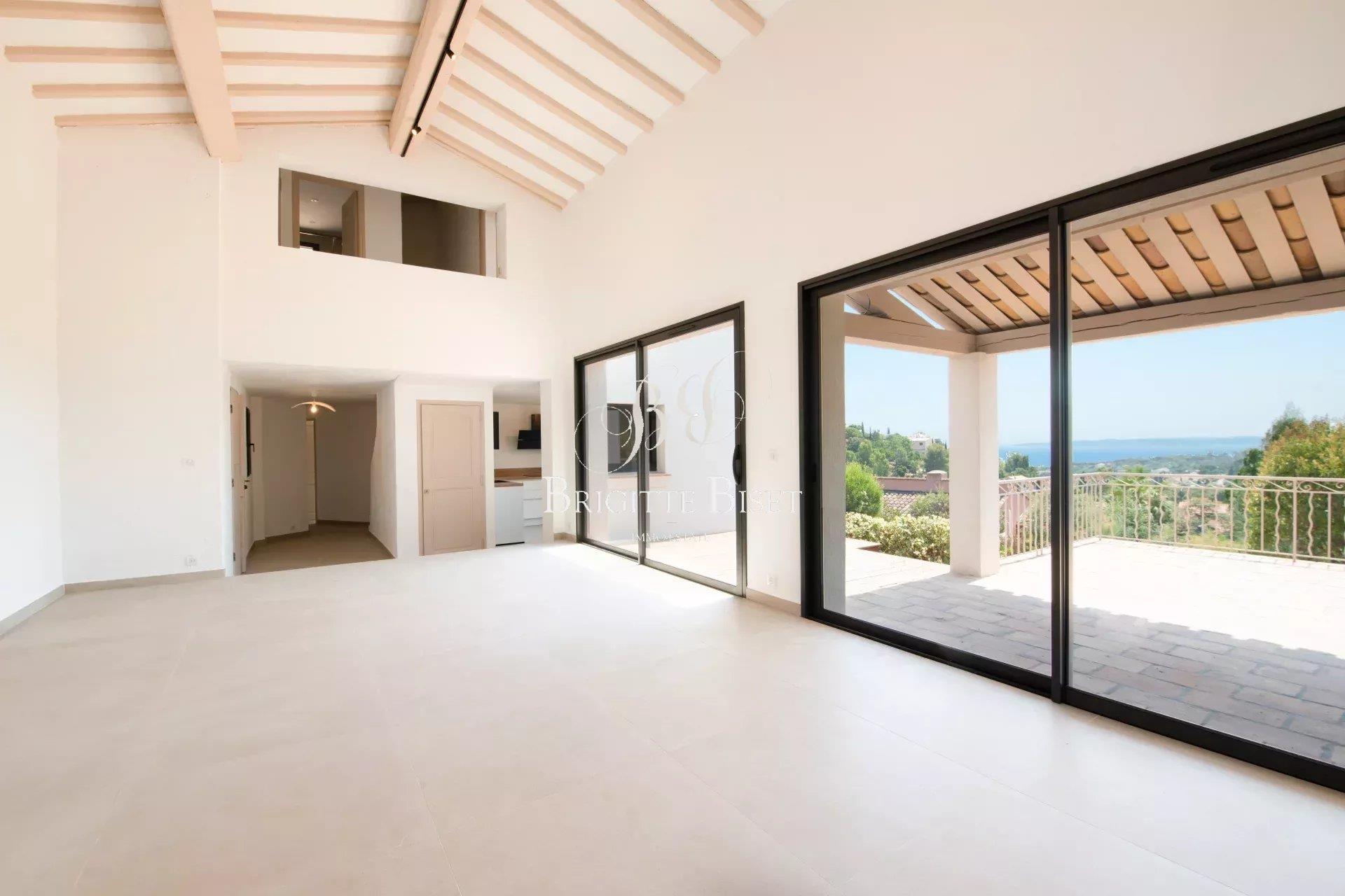 Villa sea view completely renovated in Les Issambres
