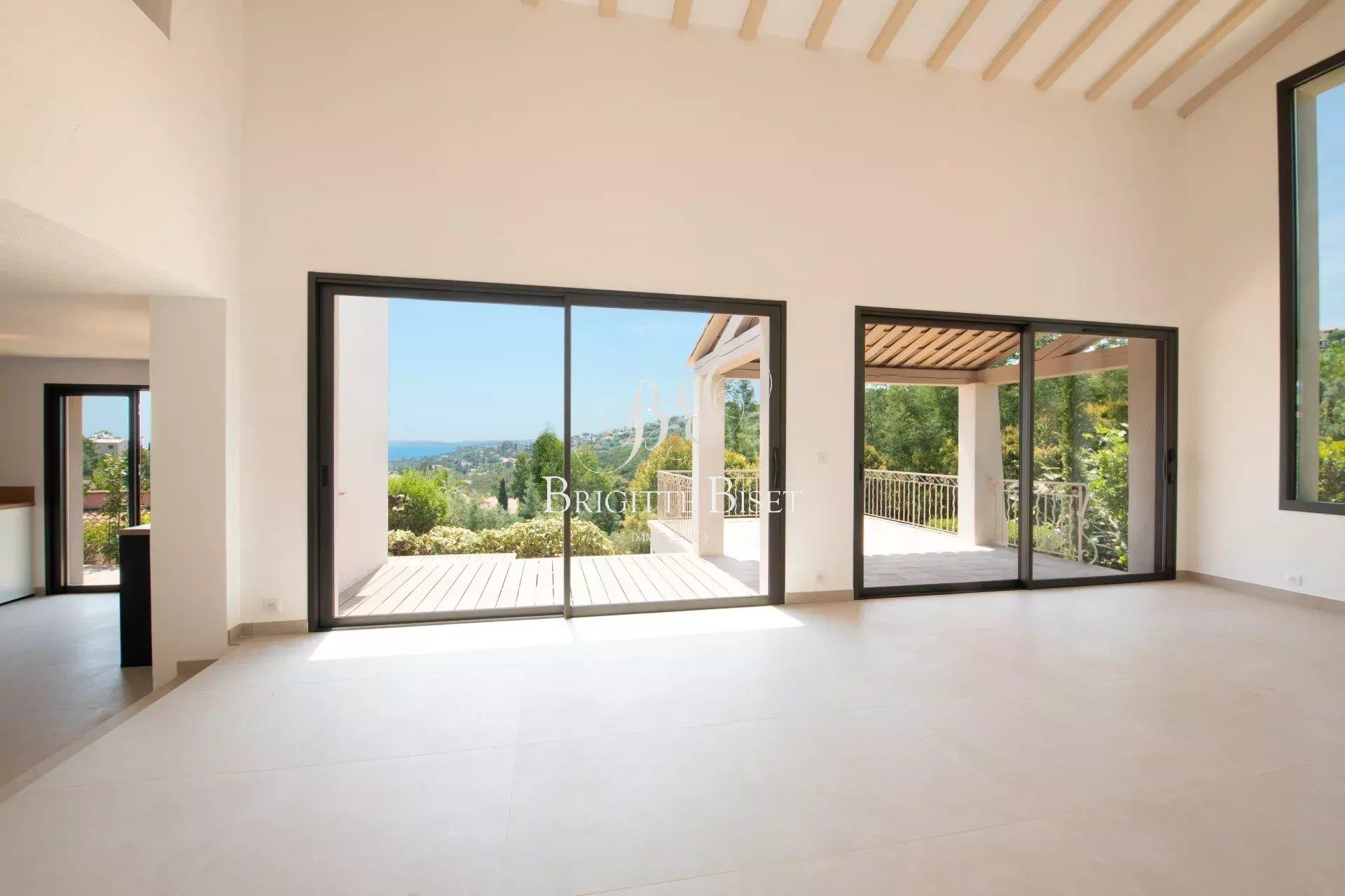 Villa sea view completely renovated in Les Issambres