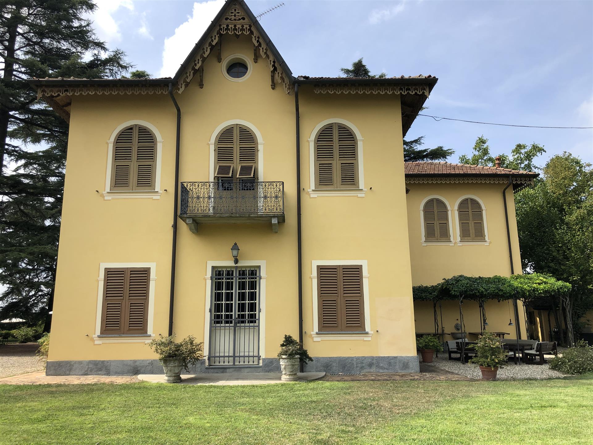 Wunderschöne Villa in Novi Ligure