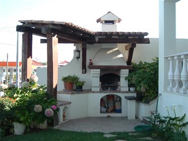 Rodinný dom na predaj v Quinta da Bicuda