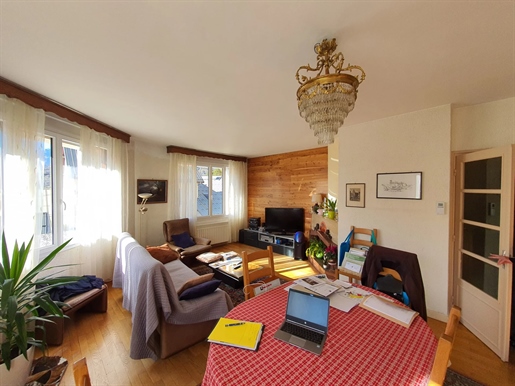 Sonnige Wohnung von 140 m², 3 Schlafzimmer, Berg- und Südblick, ideale Familie, schöne v