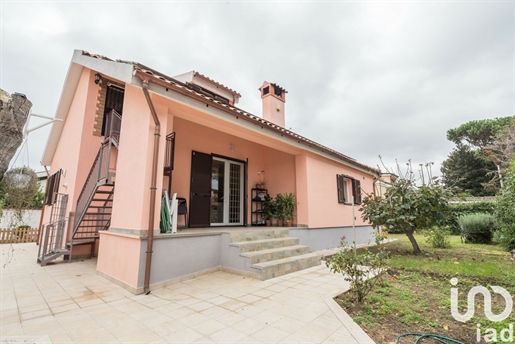 Vendita Casa indipendente / Villa 322 m² - 4 camere - Roma