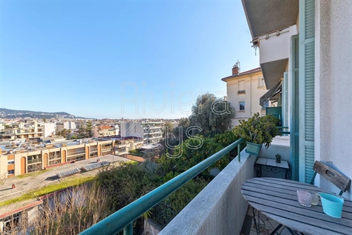 Nice, Baumettes: 2-bedrooms apartment, 2 terraces, 400 m from the Promenade des Anglais