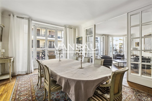 Paris XVI - Village D'auteuil - Beautiful family and reception apartment - four bedrooms.