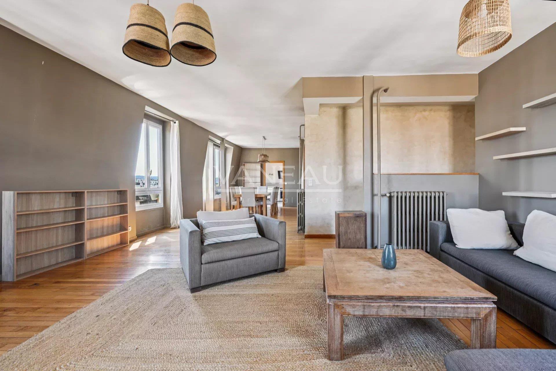 Boulogne Nord - Appartement familial en étage élevé avec une vue dégagée.