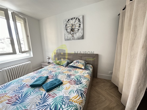 Appartement De 64m2 Avec Deux Chambres, Vendu Meuble