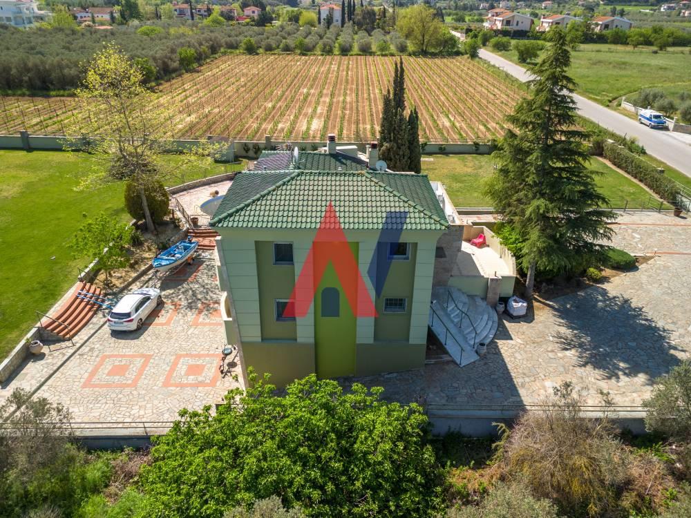 Villa à vendre 480 m² - 1.000.000€