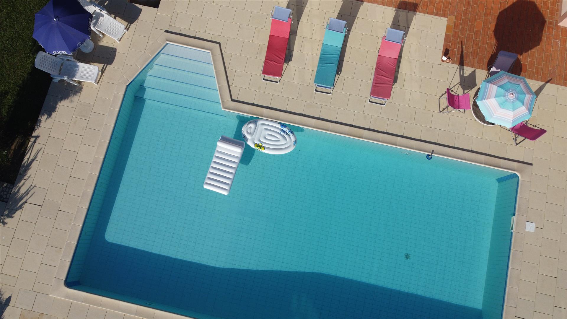 Propriété de standing de 211 m² avec piscine, sur un parc arboré de 2 hectares