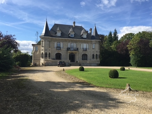 02860 Château de Monthenault. Aisne-Vallei