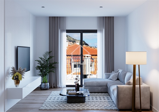 Apartamento T3b+1 com 136,13m2 no 5º piso para venda em condominio no centro da cidade do Funchal, I