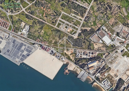 Terrain de 128 986 m2 au bord de la rivière à Setúbal, Portugal pour la construction d’infrastructu