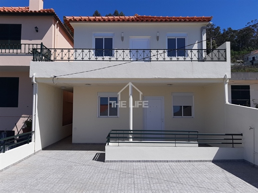 Villa mit 3 Schlafzimmern und Meerblick, Grill und Grundstück zum Verkauf in Estreito de Cãmara de 