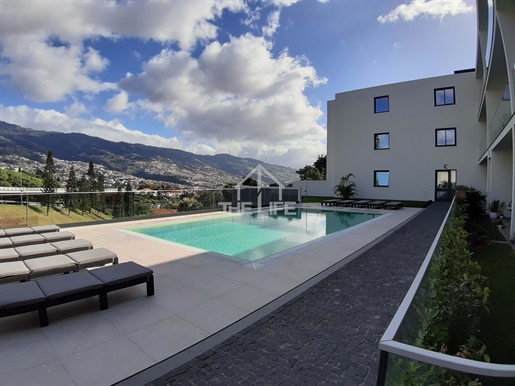 Apartman s 2 spavaće sobe s bazenom i panoramskim pogledom u São Martinho, Funchal, otok Madeira