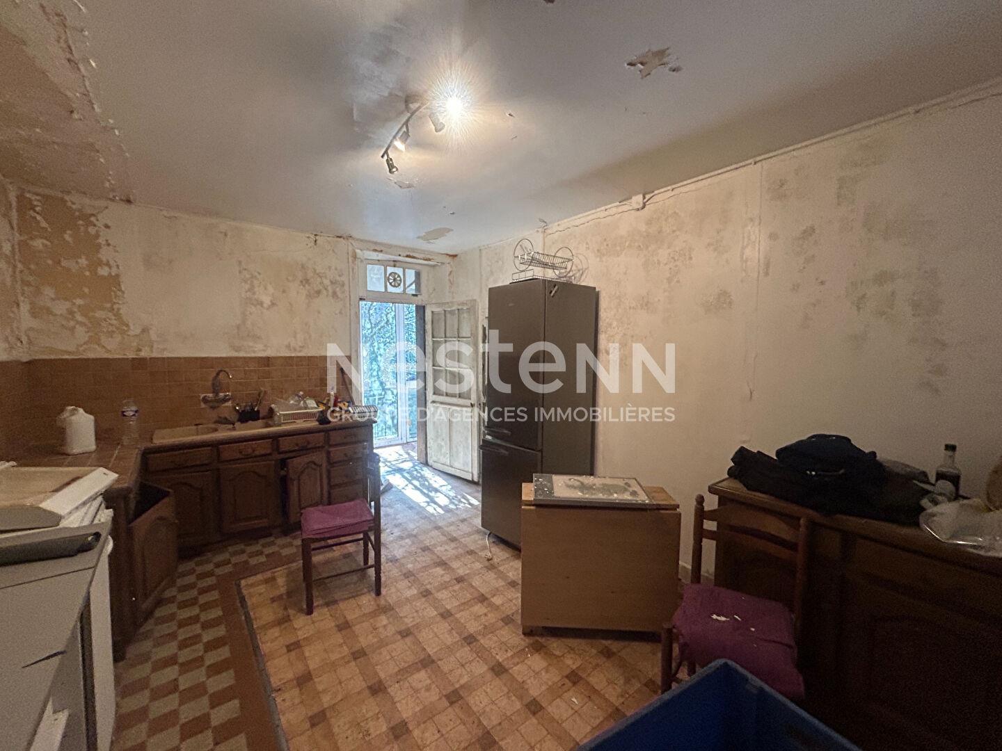 Village house to renovate located in Saint Pardoux La Rivière with basement and land