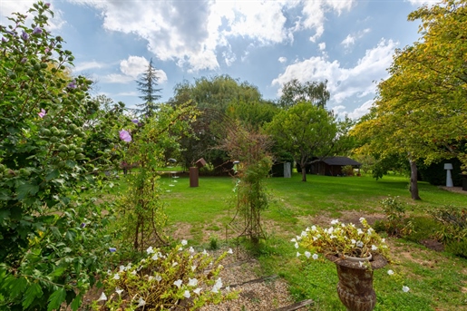 For sale charming property in a bucolic setting 10 minutes from La Ferté Bernard