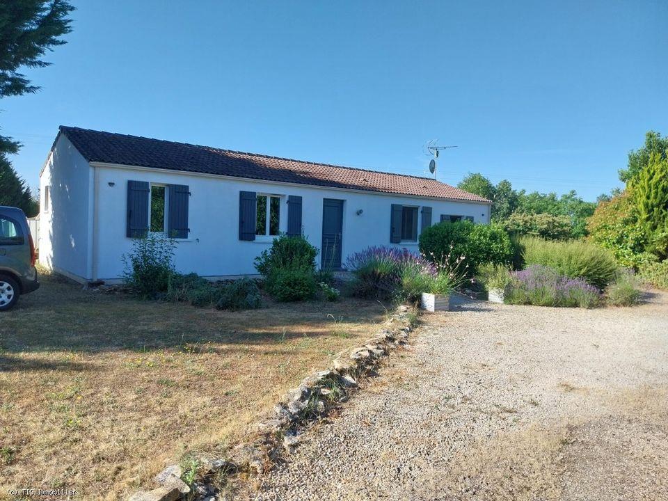 Joli Pavillon dans un grand terrain sans vis à vis