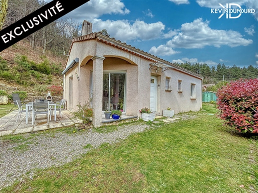 House of 70 m² on a plot of 4215 m² in Jaujac
