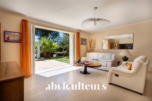 5-room house in very good condition with swimming pool - 165m² - Aubagne