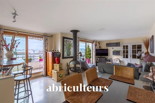 Villeurbanne - Apartment - 4 Rooms - 3 Bedrooms - 103 Sqm - 585 000€