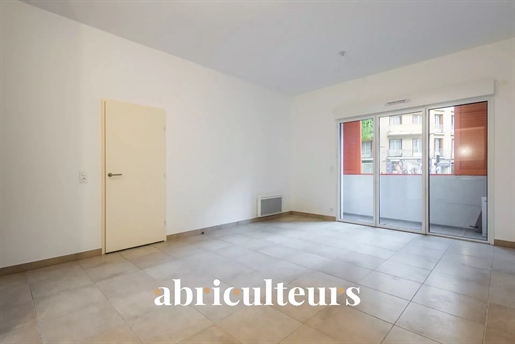 Köp: Lägenhet (06300)
