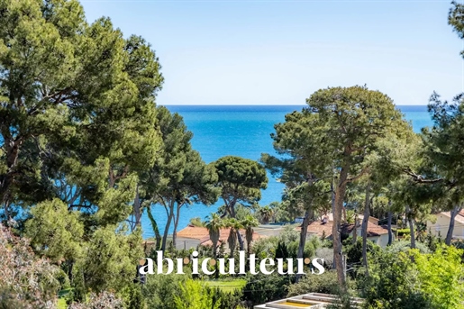 Sublime villa of 260m2 ideally located in Antibes