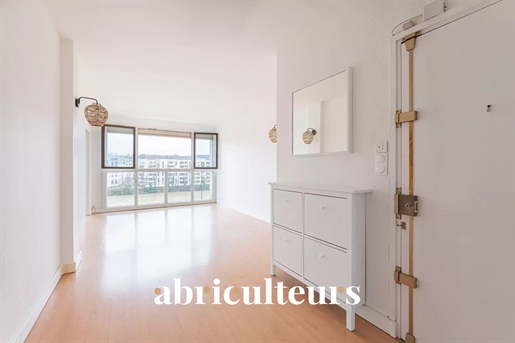 Boulogne-Billancourt- Apartment- 3 Rooms- 2 Bedrooms- 63 Sqm- 535 000 €