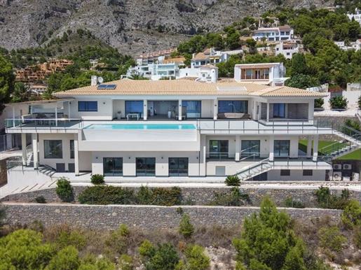 Luxusimmobilie – Villa mit Panoramablick auf das Meer und die Berge – Altea – Costa Blanca – Spanien