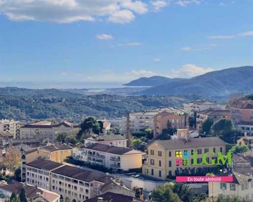 Appartement 3 pièces, Lumineux avec Vue Panoramique à Grasse, 277 000€