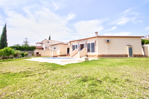 Casa 3 dormitorios - 202.00 m2