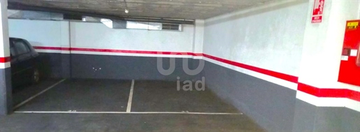 Parkeerplaats / garage / box - 12.00 m2