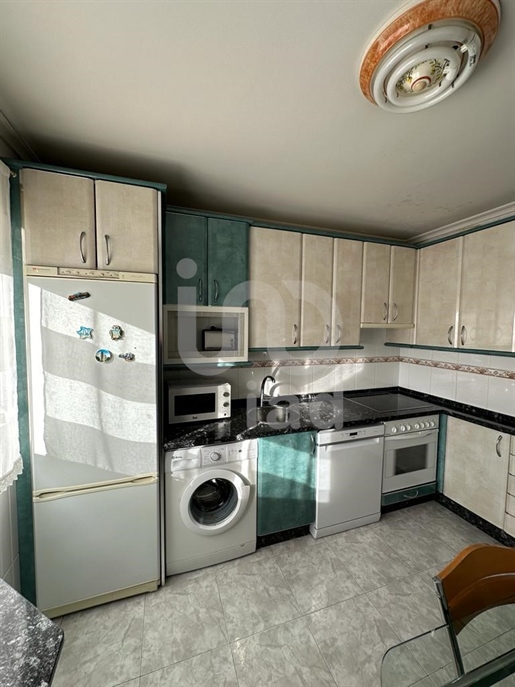 Various surfaces 3 bedrooms - 100.00 m2