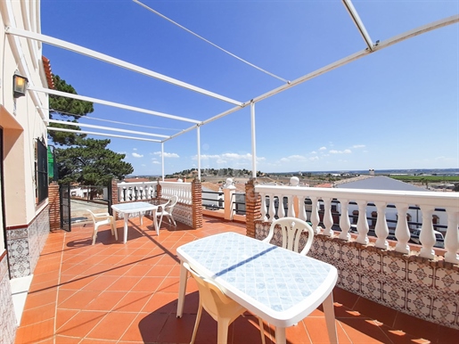 Casa 6 dormitorios - 200.00 m2