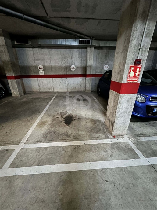 Parkeerplaats / garage / box - 5.00 m2