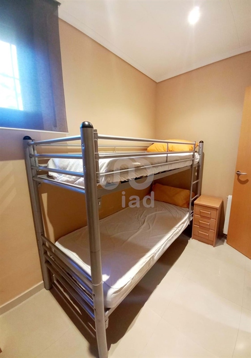 Huis met 4 slaapkamers - 350,00 m2