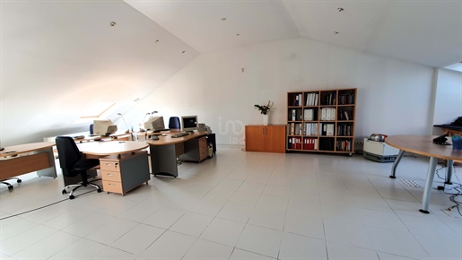 Büro mit 1 Schlafzimmer - 56.00 m2