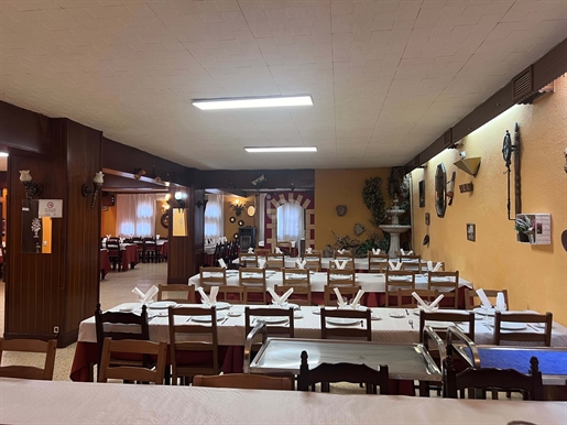 Restaurant - 270.00 m2