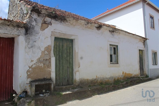 House with 3 Rooms in Santarém with 170,00 m²