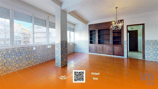 Apartment with 4 Rooms in Lisboa with 140,00 m²