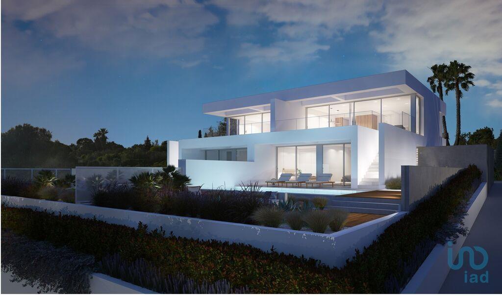 Home / Villa with 3 Rooms in Luz with 205,00 m²
