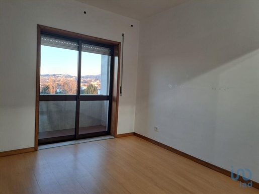Apartment with 2 Rooms in Porto with 83,00 m²