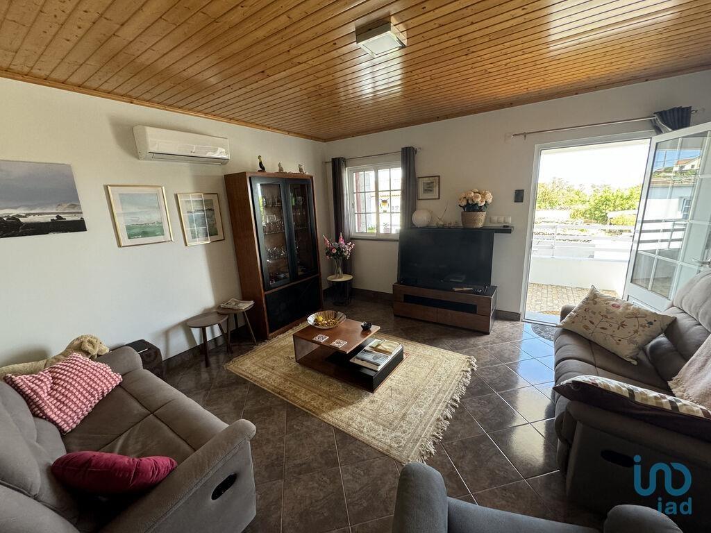 Home / Villa with 3 Rooms in Piedade with 149,00 m²