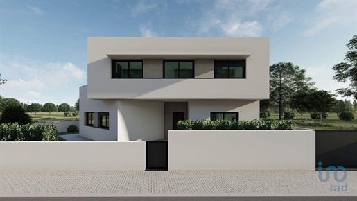 Casa / Villa T5 em Setúbal de 209,00 m²