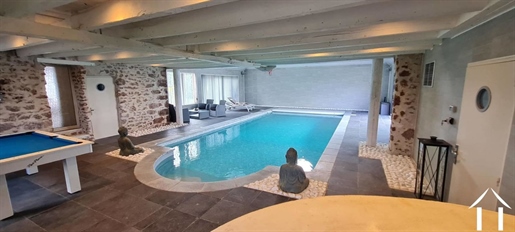 Cozy character house, indoor pool, 295m2