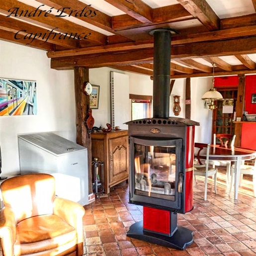 Calvados, very beautiful Norman farmhouse with outbuildings, in the Pays d'Auge